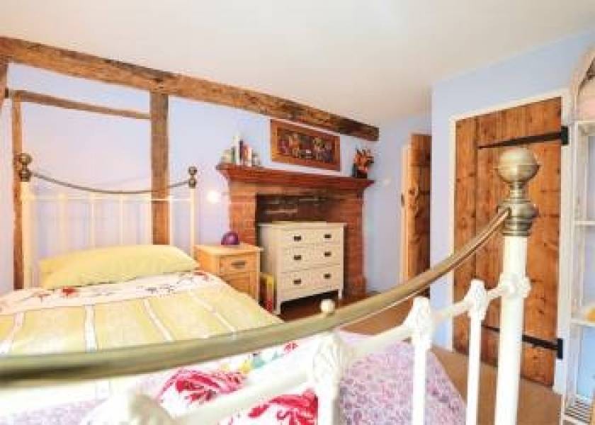 Farmhouse Bedroom 4